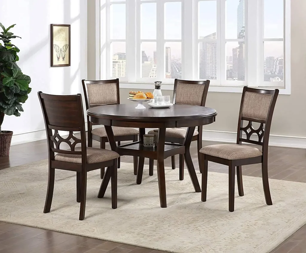 5 Piece Dining Set with 1 Table and 4 Chairs Cherry Brown High Quality Long Lasting Furniture Solid Wood